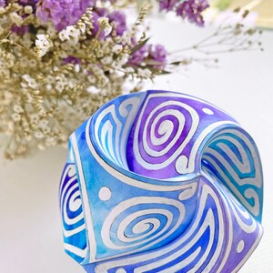 Globes en papier triskele – Fold & craft